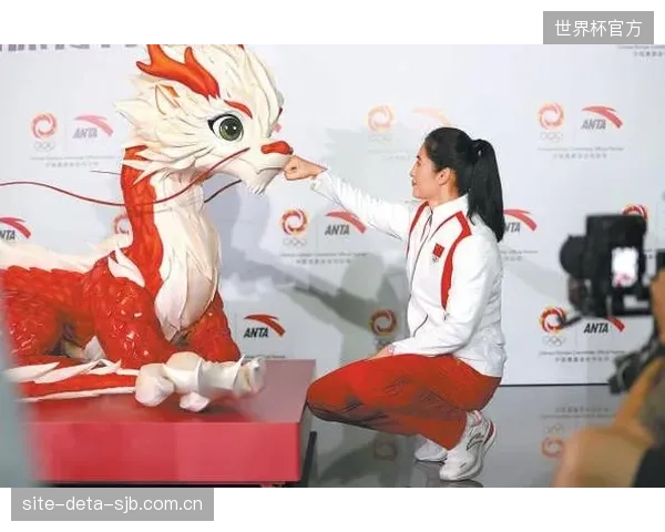 李宁的VR冠军博物馆企划,旨在活化“冠军龙服”等沉睡的奥运品牌资产 李宁的VR冠军博物馆企划,旨在活化“冠军龙服”等沉睡的奥运品牌资产